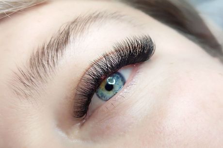 Wimpernverlängerung